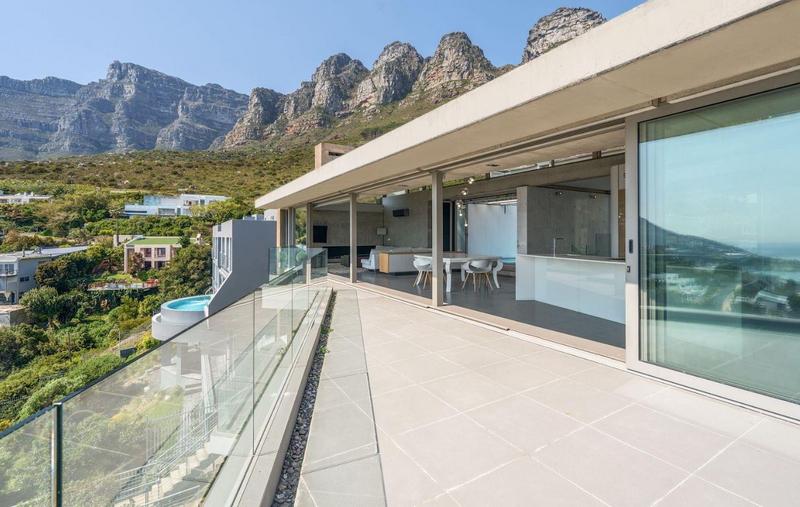 5 Bedroom Property for Sale in Camps Bay Western Cape